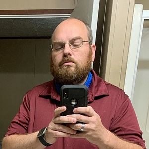 Meet your Posher, Adam